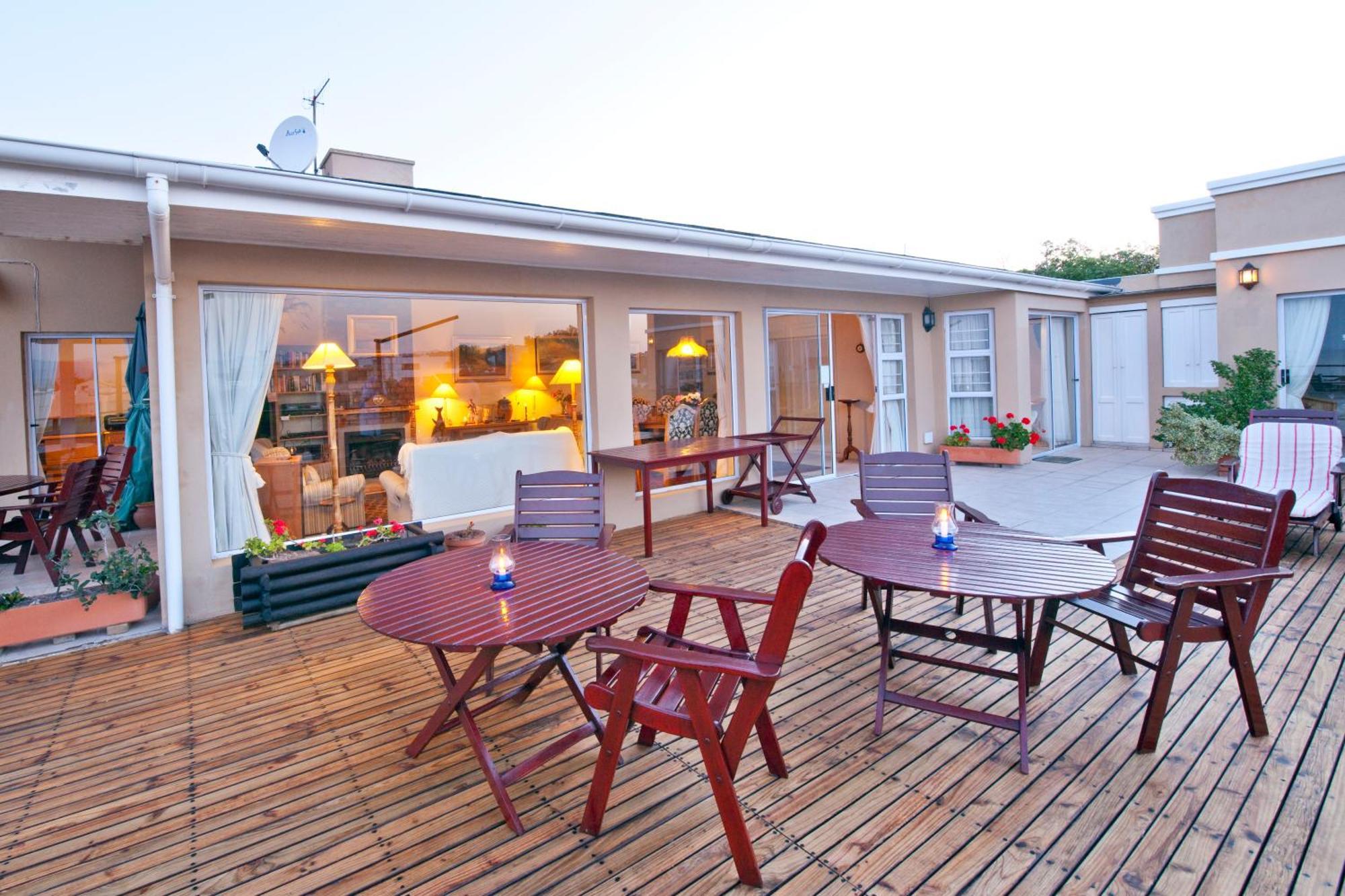 Dolphins' Playground Beachfront B&B Plettenberg Bay Exteriér fotografie