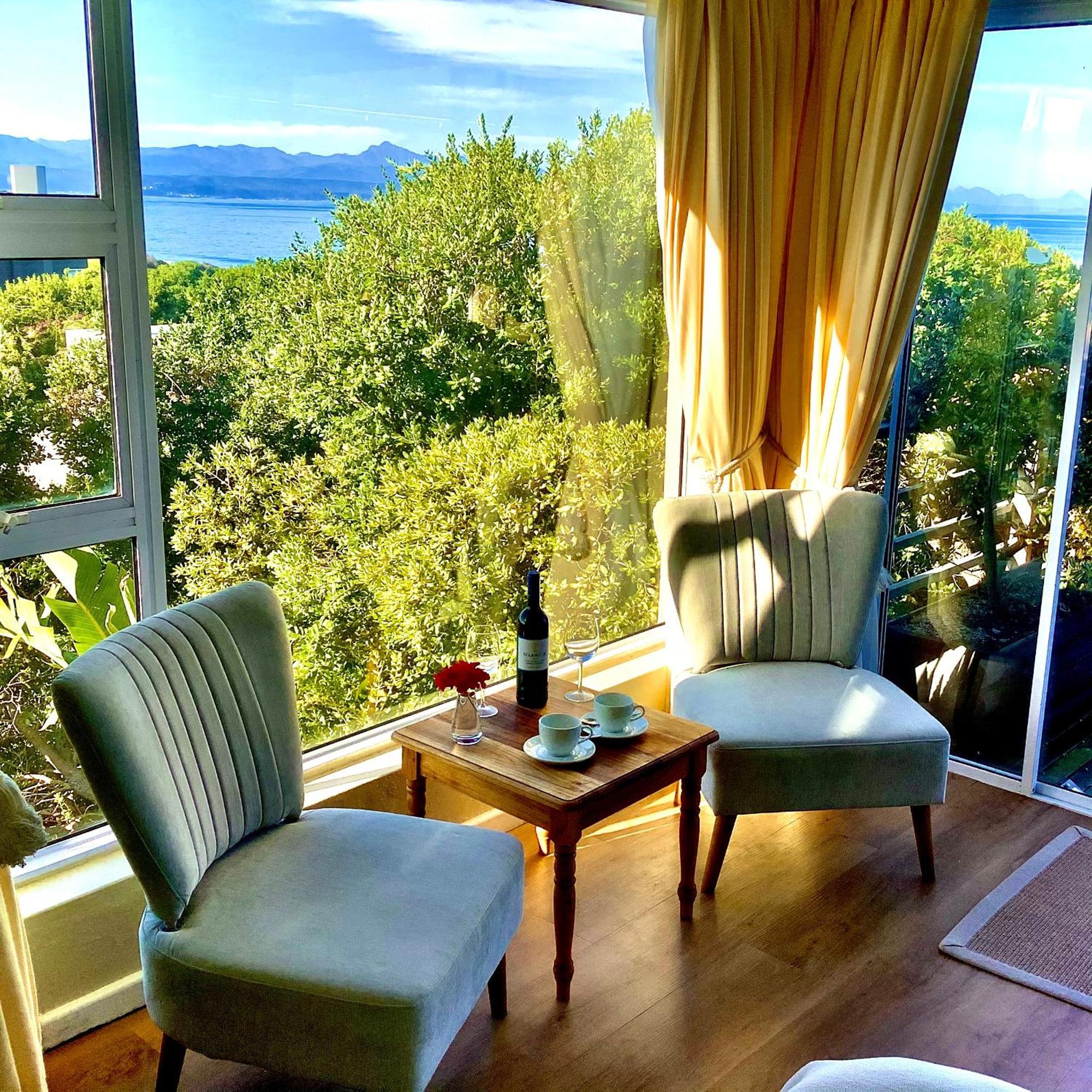 Dolphins' Playground Beachfront B&B Plettenberg Bay Exteriér fotografie